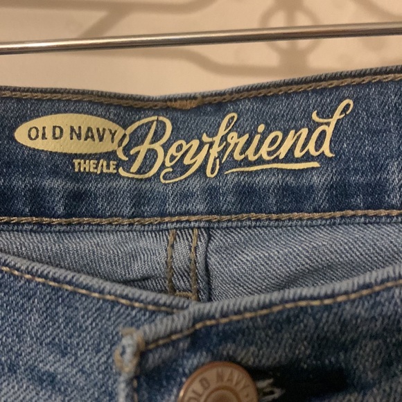 Old Navy Boyfriend Jeans Size 2 - Picture 6 of 7